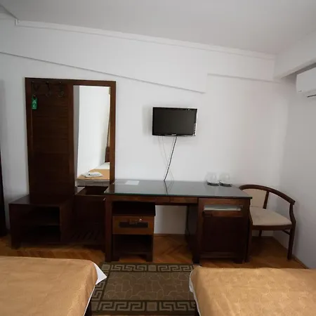 Guest house Arena 4*